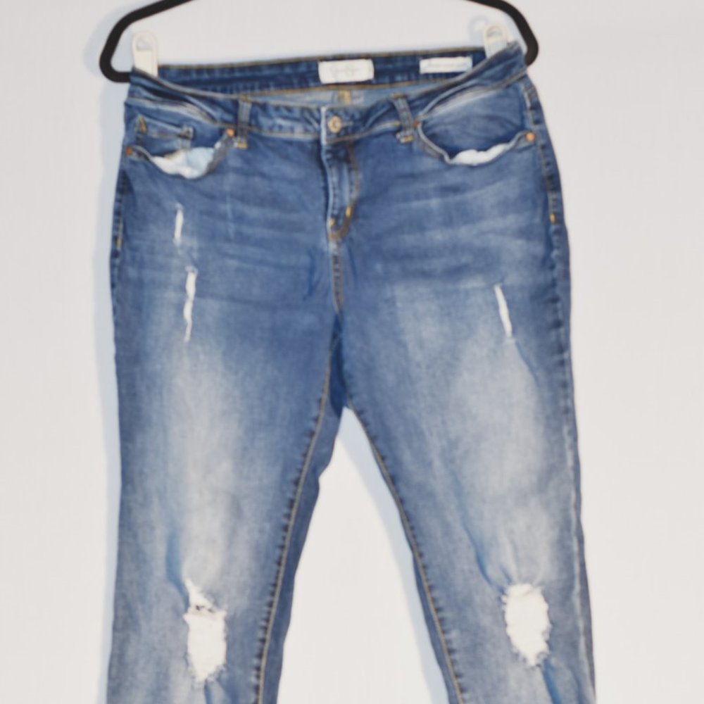 Jessica simpson size 32 forever rolled ankle jeans